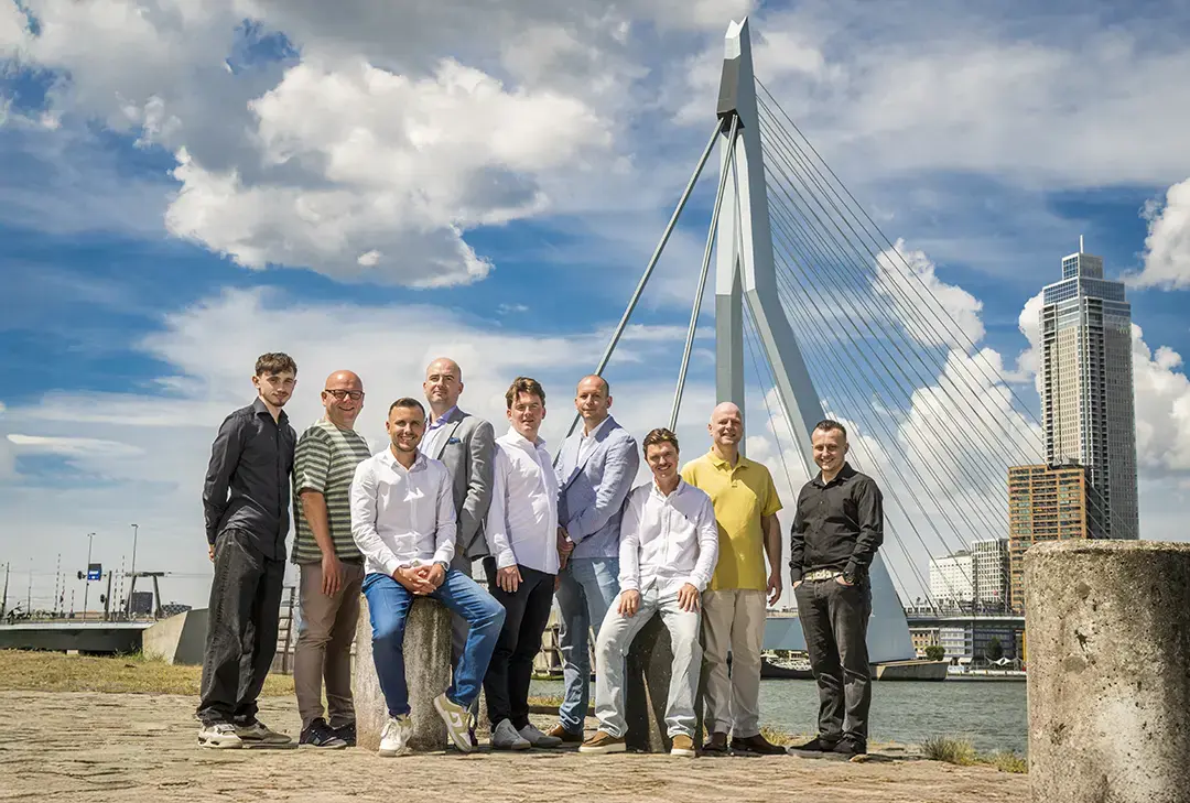Groepsfoto over ons five marine transport